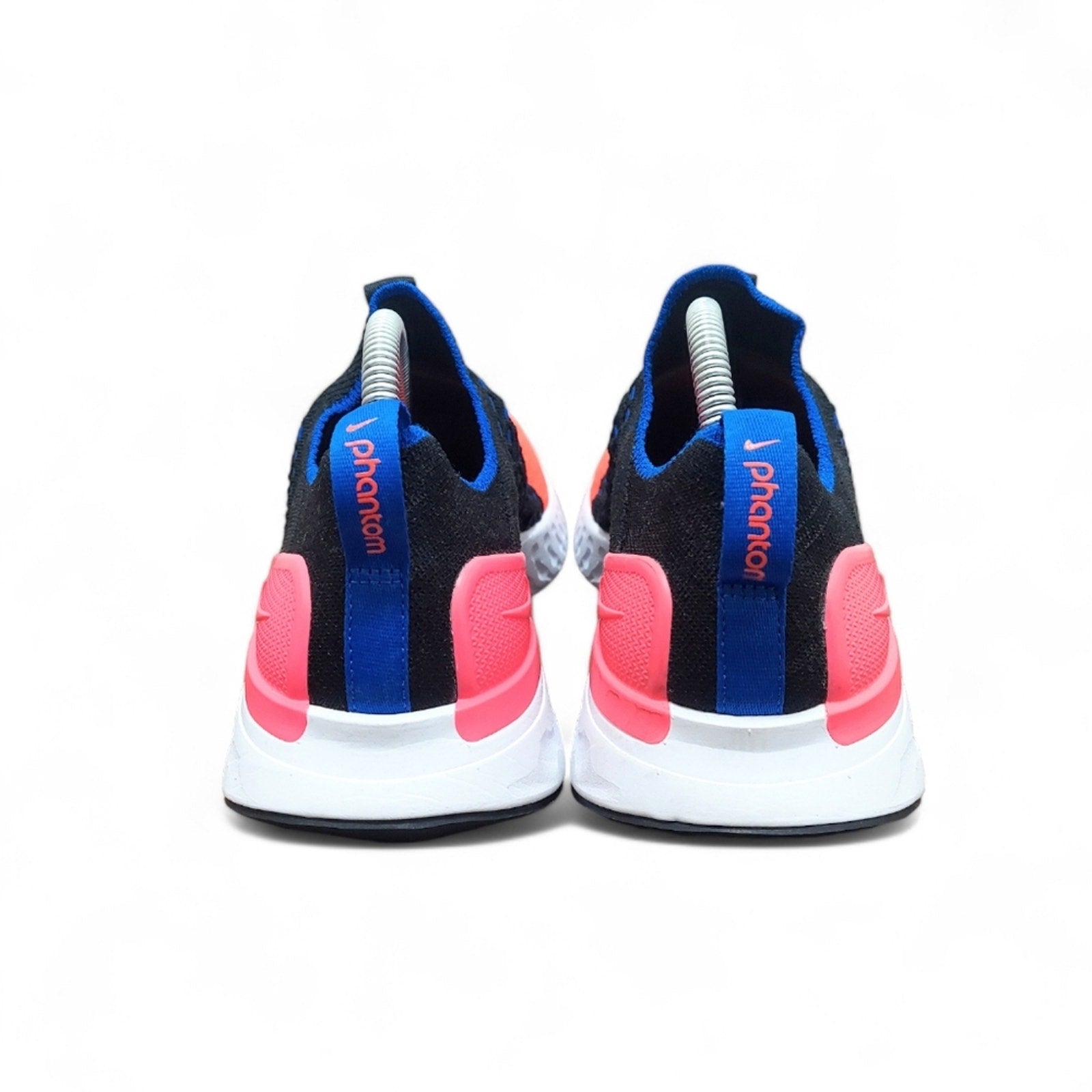 Women's Nike React Phantom Run Flyknit 2 Sneakers Laceless Size 9.5 - Larmar's New And Used Products