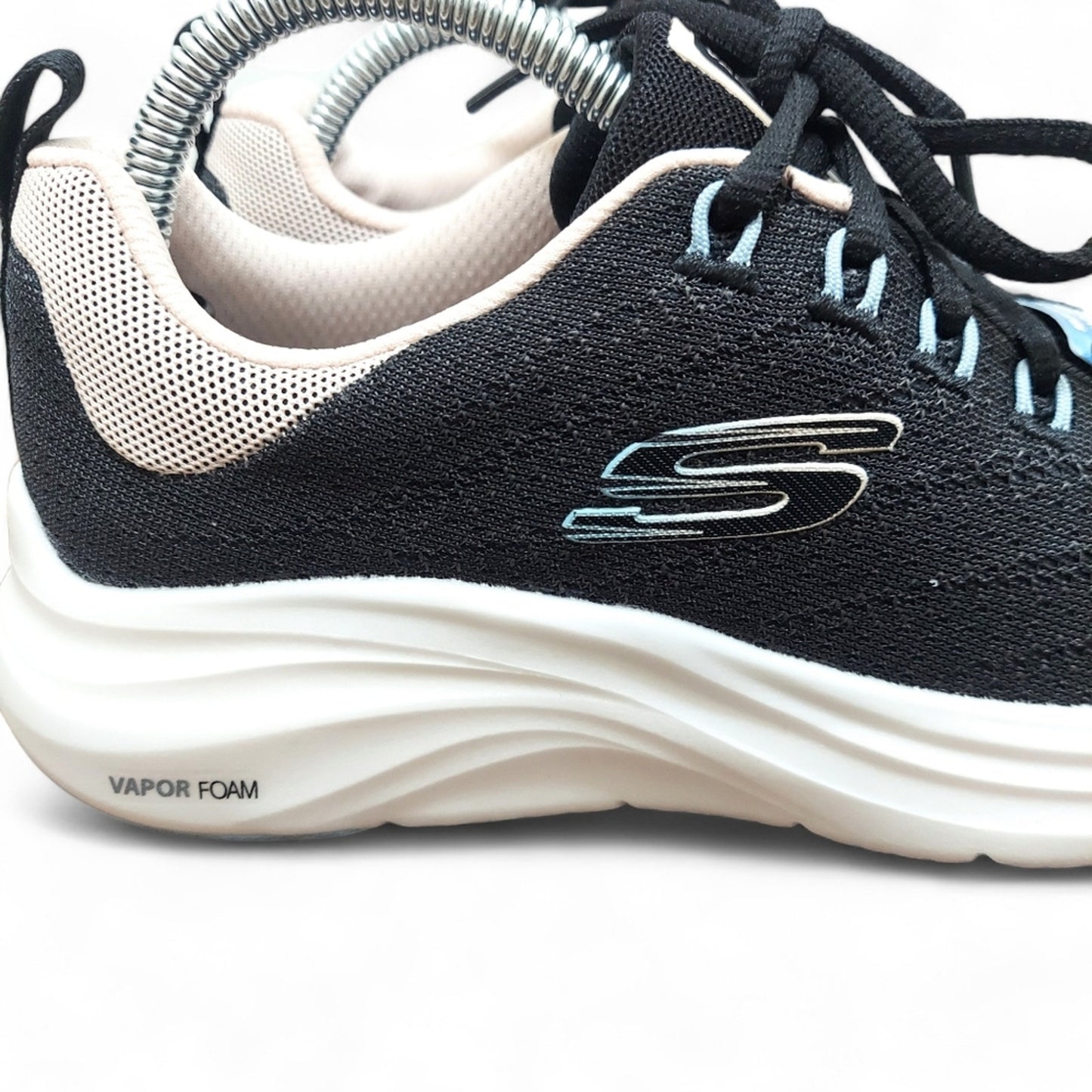 NEW Women's Skechers Vapor Foam Vegan Running Sneakers Size 6 - Larmar's New And Used Products